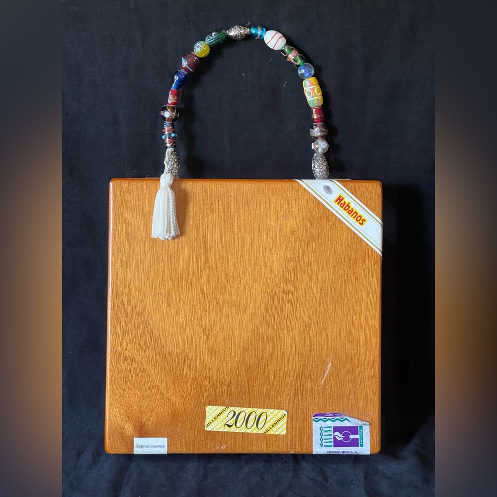 Super Fun Vintage cuban cigar box purse